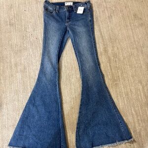 Free People  Flare Jeans Bell Bottoms Cotton Blend Stretch  NWT Sz 24